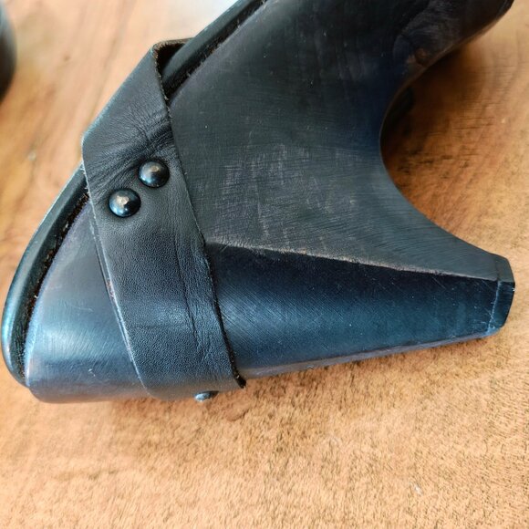 DONALD PLINER Vachetta Leather Sandals - Picture 5 of 8